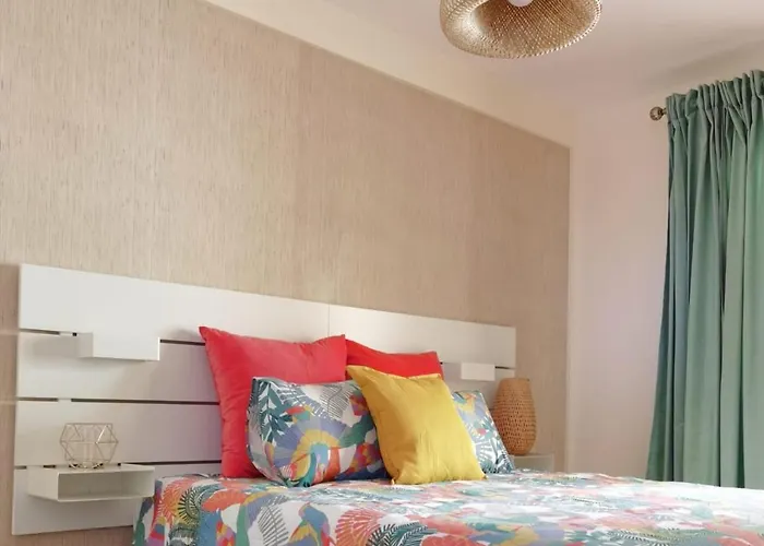 Nautilus I: Casa Con Terraza Y Vistas Al Mar